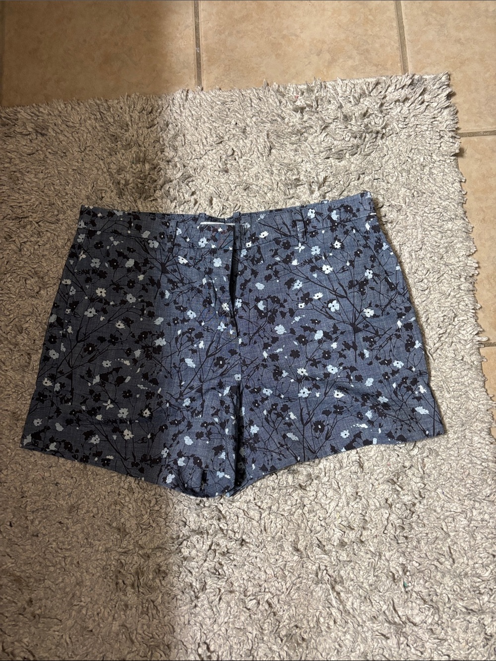 Gap shorts
